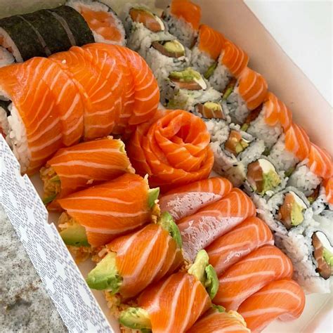 Salmon Multi Platter in 2021 | Sashimi platter, Pretty food, Veggie platters