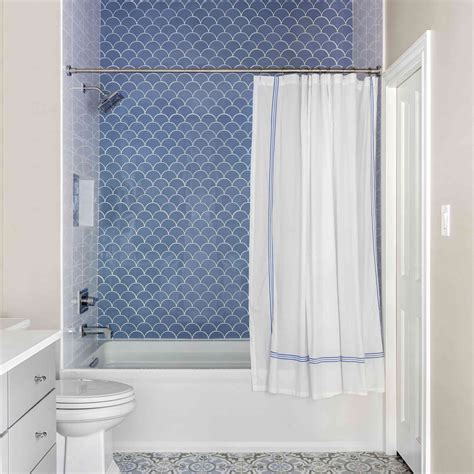 16 Stylish Shower Curtain Ideas