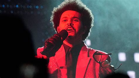 The Weeknd’s Super Bowl Halftime Show 2021: Photos – Hollywood Life