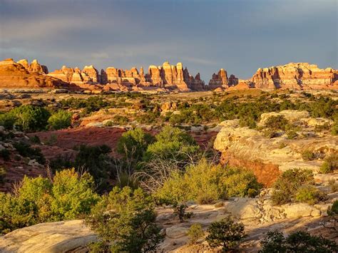 Walking Arizona: The Needles, Canyonlands National Park