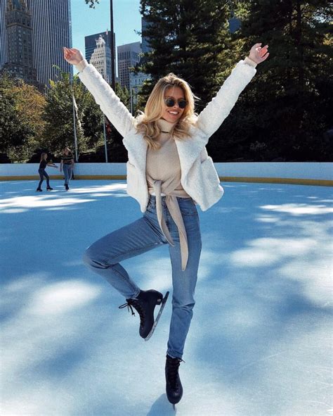 What to Wear Ice Skating: Practical and Style Advice for Skating, Plus ...