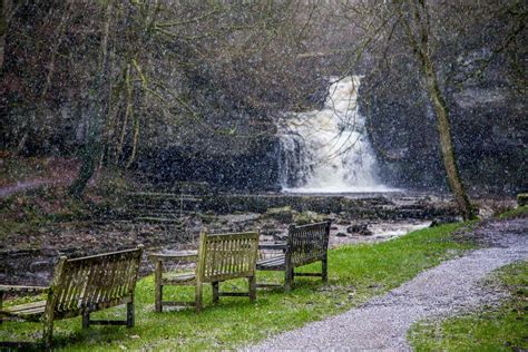 Aysgarth Falls walk - West Burton Falls walk - Yorkshire Dales walks