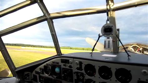 Lufthansa Junkers Ju-52, cockpit. - YouTube