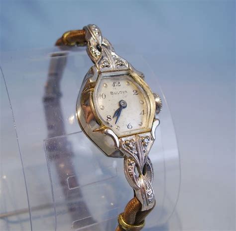 Art deco BULOVA ladies’ wristwatch with diamonds - Catawiki