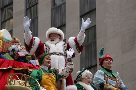 11 Photos That'll Make It Feel Like You Watched The Thanksgiving Day Parade