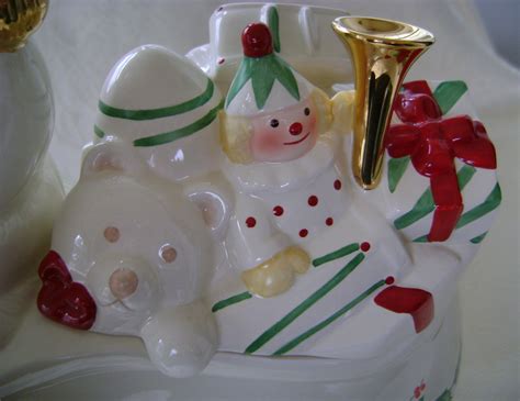 Lenox, Holiday Santa Cookie Jar NIB - Modern (1970-Now)