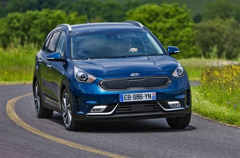 2016 Kia Niro review review | Autocar