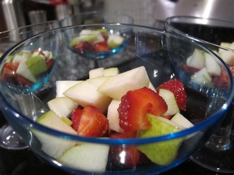 Chia Seed Fruit Salad | Recipe | Food babe, Breakfast fruit salad, Chia seed breakfast pudding