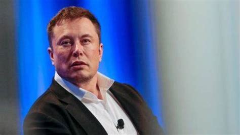 Elon 'Tusk': Musk changes Twitter name; hints about Tesla news