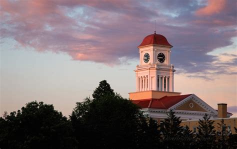 The Blount County Courthouse at Sunset | danandholly.com