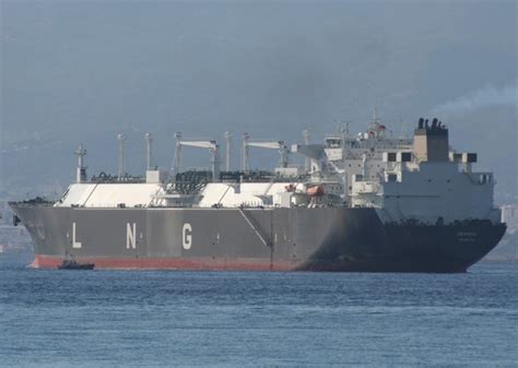 Golar LNG enters into new LNG carrier contract - VesselFinder