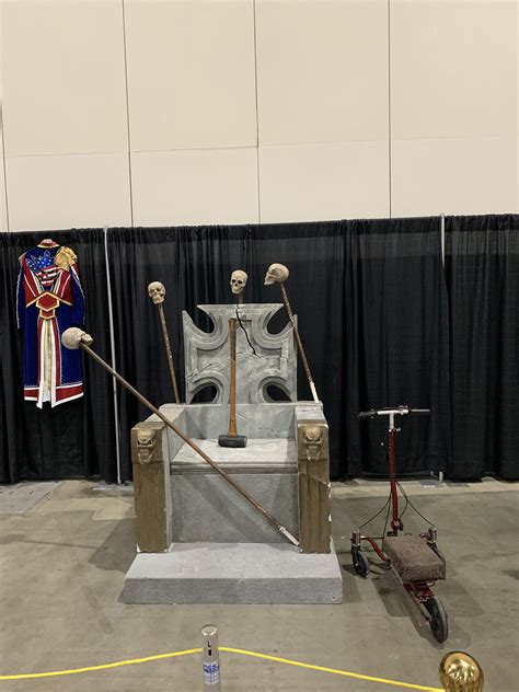 The infamous “Cody Rhodes entrance throne” is on display at AEW’s fan fest : r/SquaredCircle