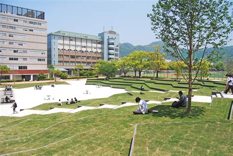 Kyushu Sangyo University Landscape Design by DESIGN NETWORK ASSOCIATES ...