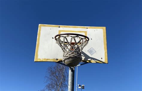 Everything You Need to Know About Basketball Hoop Nets – Courts of the ...