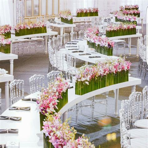 Pin by Zari on Seating arrangements | Corporate events decoration, Wedding table designs, Event ...