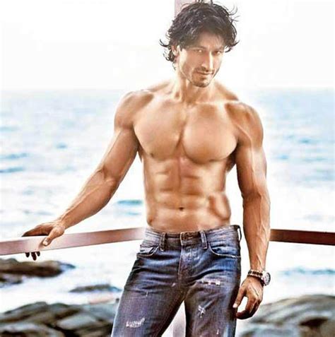 Pin on vidyut jamwal