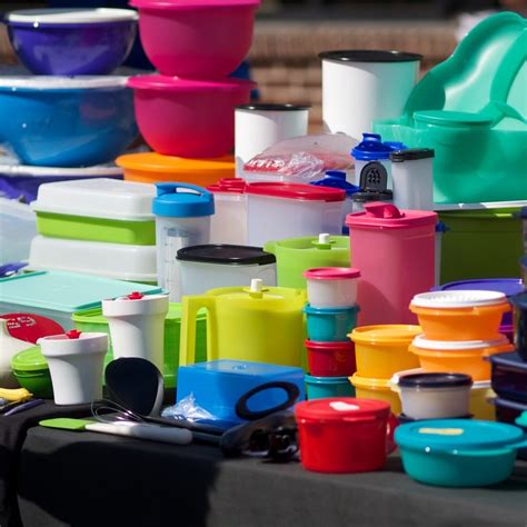 globalEDGE Blog: Tupperware Brands Unable to "Contain" Its Losses ...