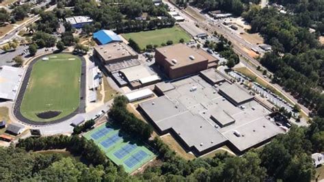 Dacula High School, middle school on soft lockdown - CBS46 News