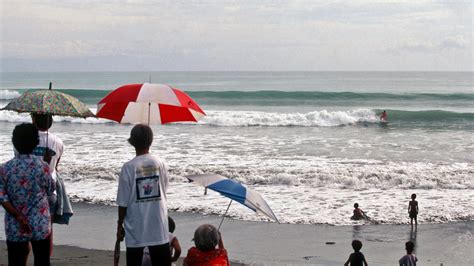 The Godfather of Surfing in the Philippines - Surfline Premium