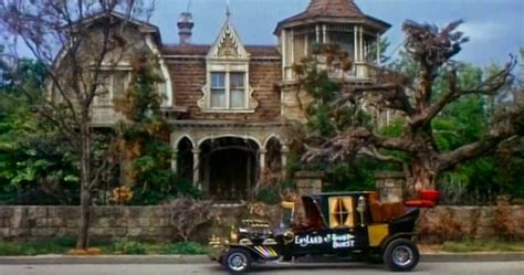 Rob Zombie Is Building an Exact Replica of The Munsters House for His Movie