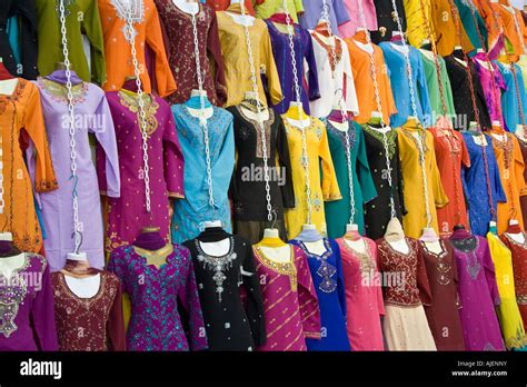 Colourful Sari Clothing Store Little India Singapore Stock Photo - Alamy