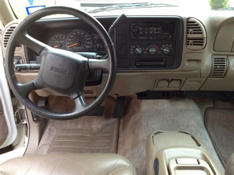 1999 GMC Suburban - Pictures - CarGurus