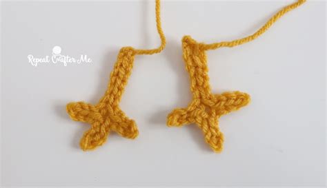 Crochet Chicken - Repeat Crafter Me