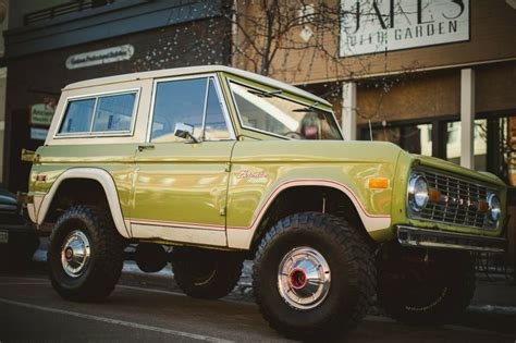 1975 Ford Bronco RANGER - Rare Colors - Original Paint - Automatic 85 ...