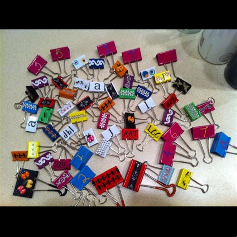 Getting crafty with binder clips!!! | Crafts, Crafty, Holiday decor