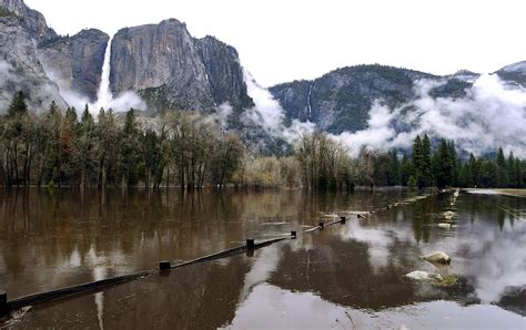 Yosemite flooding: Merced River rises 4 feet over flood stage