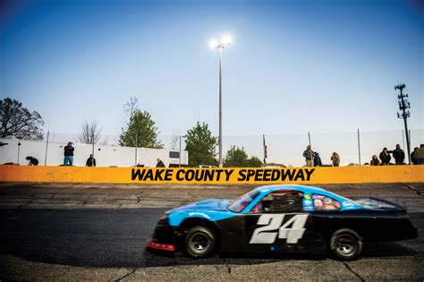 The Need for Speed: Scenes from the Wake County Speedway - WALTER Magazine