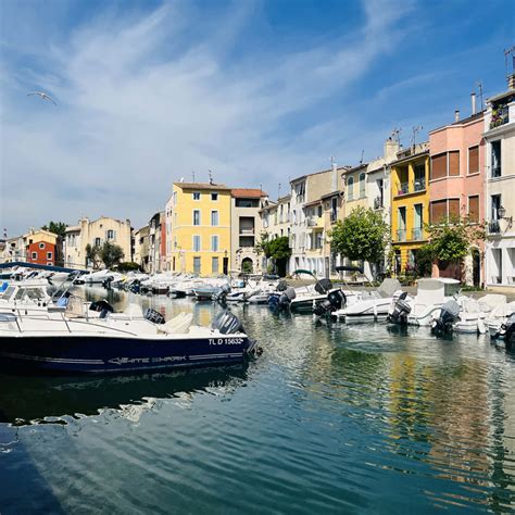 Martigues: Canals in a seaside town