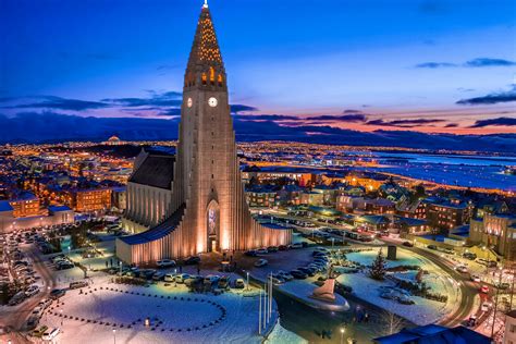 Reykjavik City Sightseeing & Golden Circle | Hekla.com