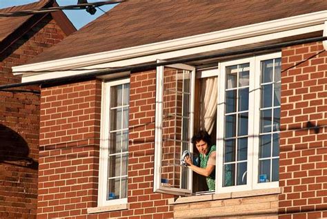 Top 5 Window Cleaning Tips