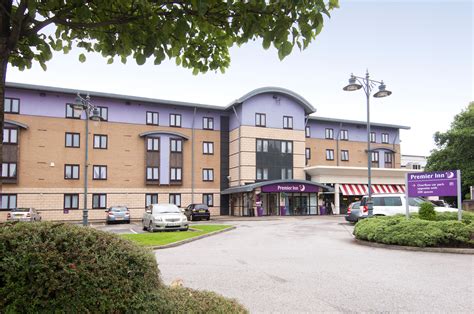 Premier Inn Leeds City Centre (Wellington Street) Hotel - Hotels in ...