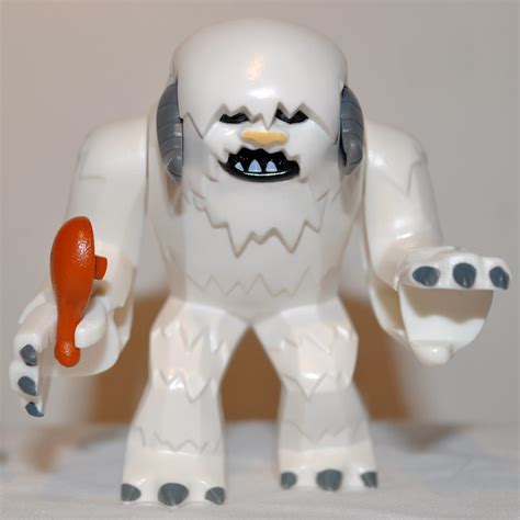 Lego - Wampa - Portrait | Hoth Wampa Cave. Lego Star Wars. … | Flickr ...