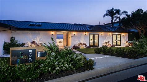 18038 Blue Sail Dr, Pacific Palisades, CA 90272 - realtor.com®