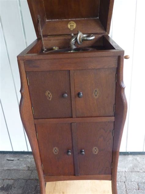 Antique record player cabinet with 78 rpm records - Catawiki