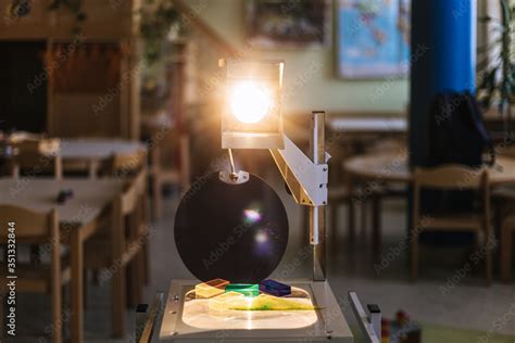 Schooling concept: Retro overhead projector in classroom, educational ...