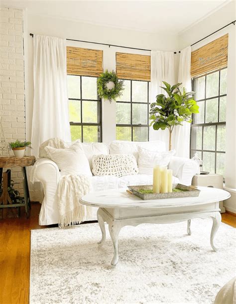 Get Inspired With This DIY Farmhouse Makeover - shabbyfufu.com