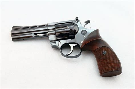 Korth Combat: The most expensive revolver on the market