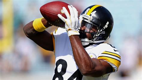 Antonio Brown upset with Steelers, skipped practices before final game - ESPN