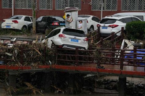 Mass rescue, evacuations underway as torrential rains flood northern China — Radio Free Asia