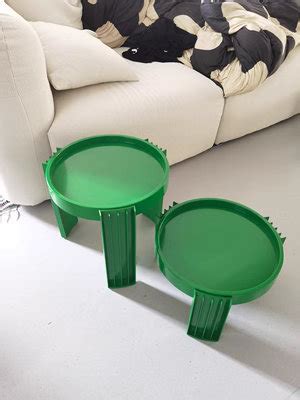 Vintage Minimalist Coffee Table - Plastic - White - Green - 2 Sizes - ApolloBox