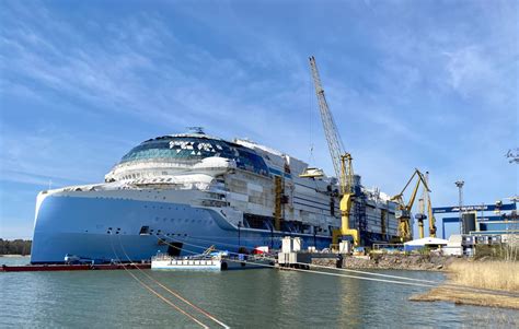 Icon of the Seas to Begin Her First Sea Trials on Sunday | Crew Center