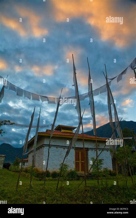 India, Sikkim, Khecheopalri Lake, Khecheopalri Gompa Stock Photo - Alamy