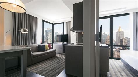 Spacious Suites in Chelsea NYC | Hyatt House New York / Chelsea