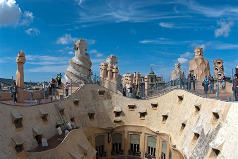 Get blown away in Barcelona and soak up the architecture of Antoni ...