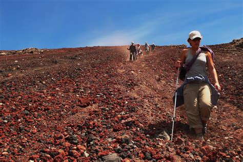 Tongariro Guided Hike – Photos |Hiking New Zealand