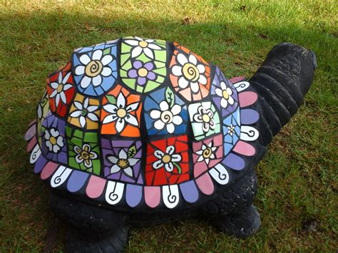 turtles backside | Turtle painting, Turtle crafts, Mosaic crafts